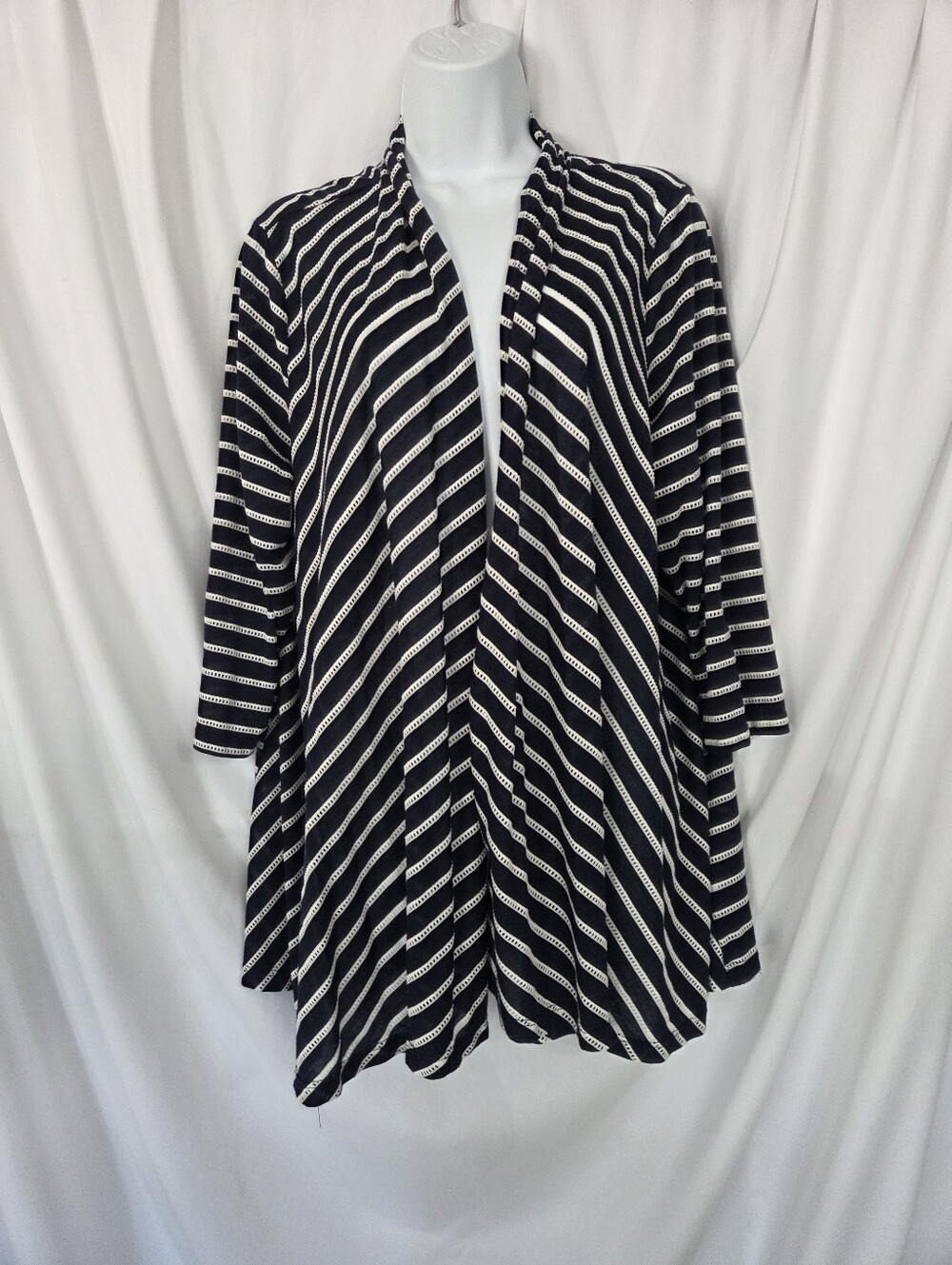 Susan Graver Navy/White Striped Lagenlook Open Front Cardigan Size 1X